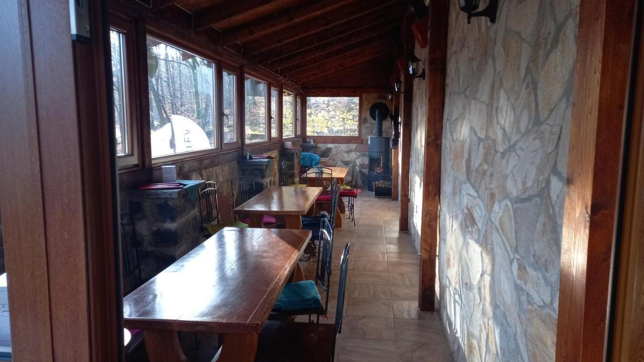 Chata Korenny Vrch Pezinska Baba Pezinok Exteriör bild