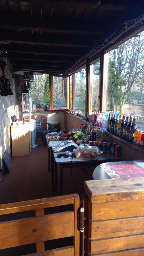 Chata Korenny Vrch Pezinska Baba Pezinok Exteriör bild