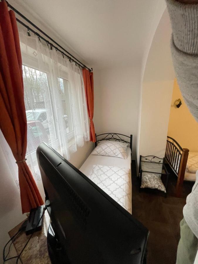 Chata Korenny Vrch Pezinska Baba Pezinok Exteriör bild