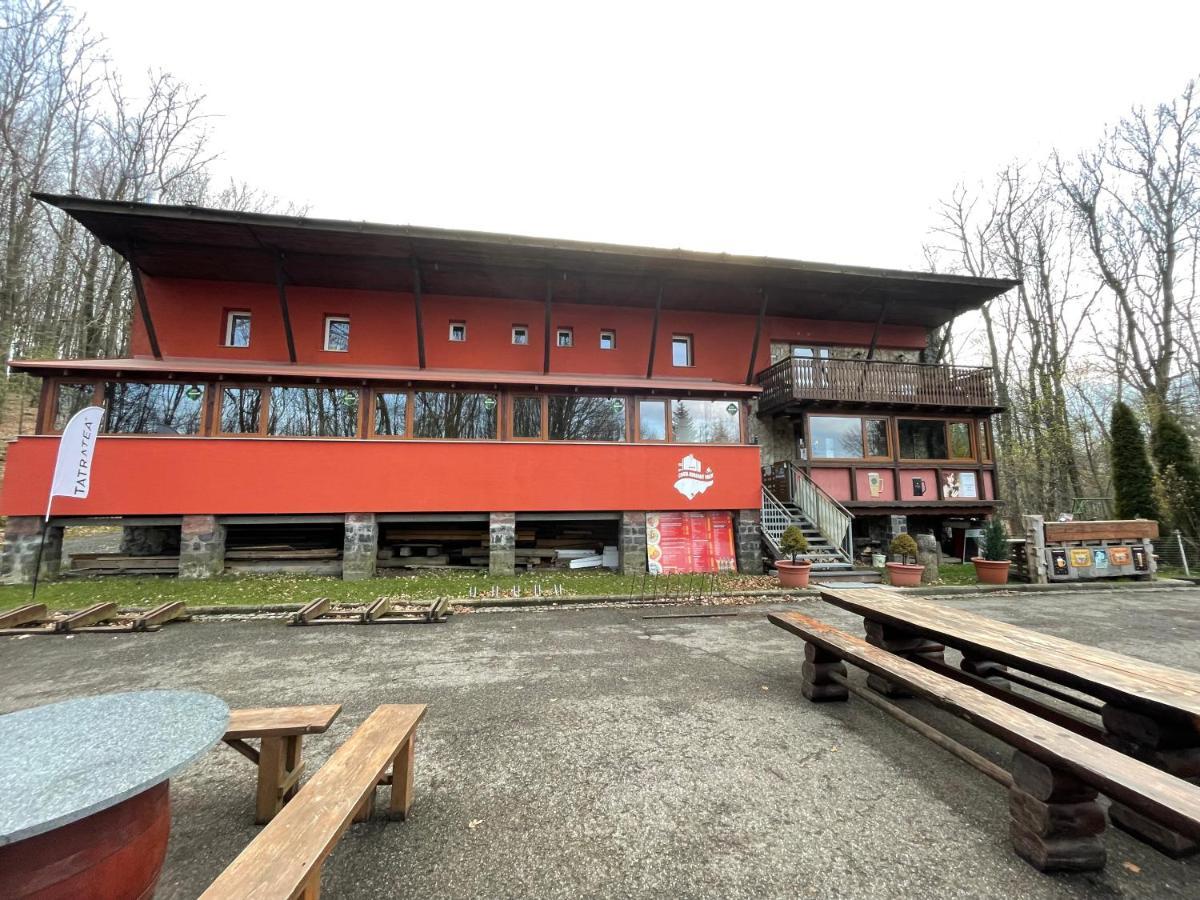 Chata Korenny Vrch Pezinska Baba Pezinok Exteriör bild