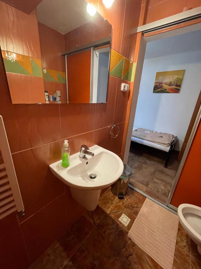 Chata Korenny Vrch Pezinska Baba Pezinok Exteriör bild