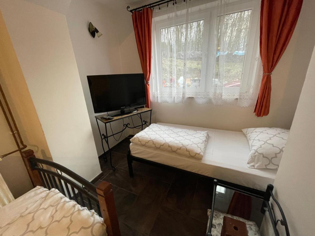 Chata Korenny Vrch Pezinska Baba Pezinok Exteriör bild